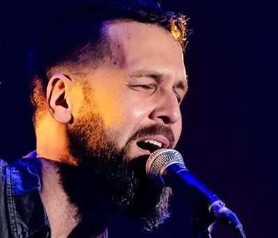 Claude Cormier fera partie de la série de spectacles virtuels gratuits "5 à l’Angélus",  dès le 8 juillet. 