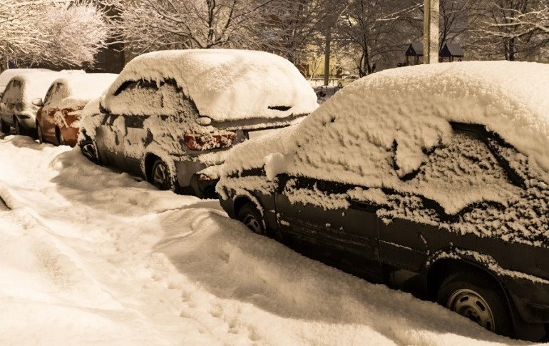 Stationnement hivernal de nuit sur rue : la réglementation maintenant en vigueur à Rimouski