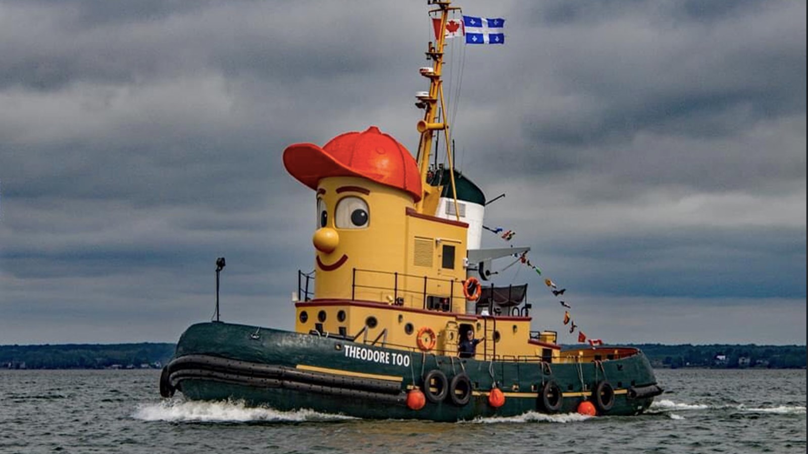 Un bateau pas comme les autres aperçu dans les eaux de la région
