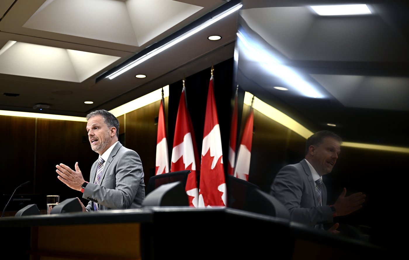 Le ministre Mark Holland fournira une mise à jour sur le programme de soins dentaires