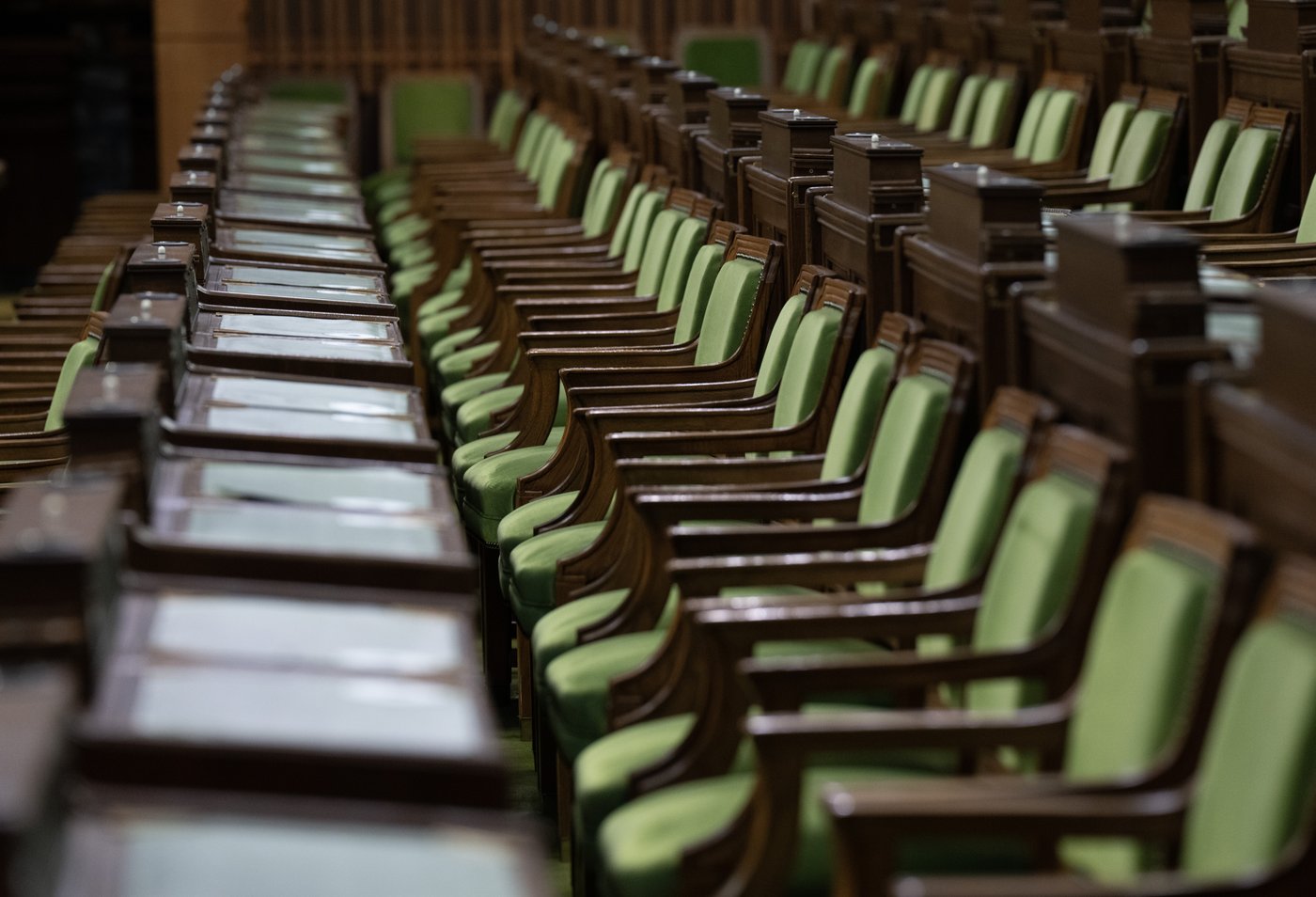 Les députés devront débattre de la motion de censure des conservateurs mardi