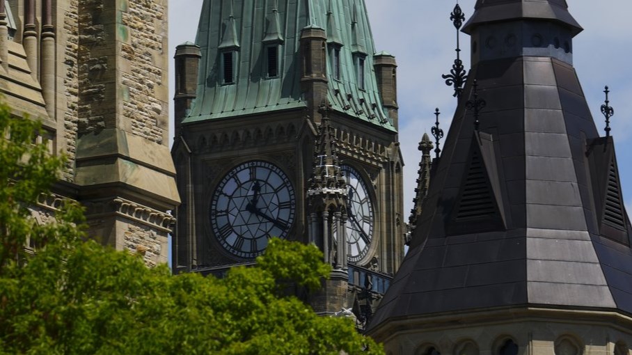 Un groupe de travail va donner des conseils sur la réforme de la fonction publique