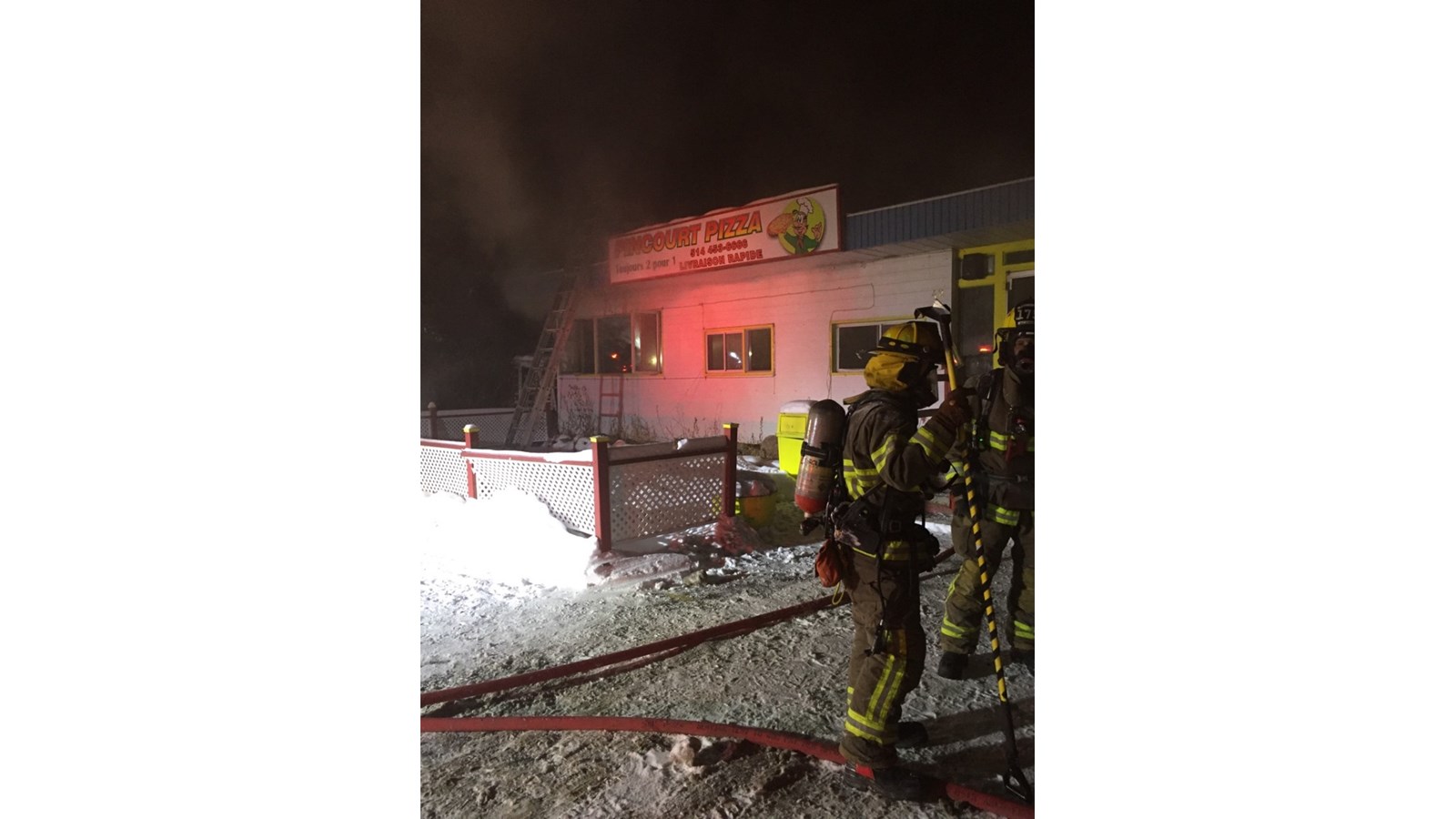 Un incendie d’origine inconnue ravage Pincourt Pizza 
