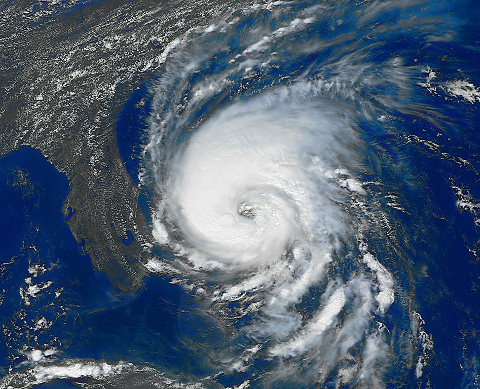 Septembre : Arrestation, l'ouragan Irma et une libération suscitent l'intérêt