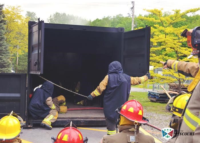 Les pompiers de Pincourt sont heureux d’être les premiers de la région de Vaudreuil-Soulanges à recevoir la formation Simulateur phénomènes thermiques RISC.