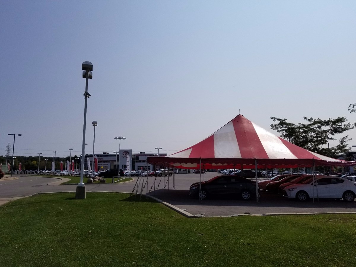 NÉO-PROMO | Méga vente sous la tente chez le Groupe Autoforce de l'Île-Perrot