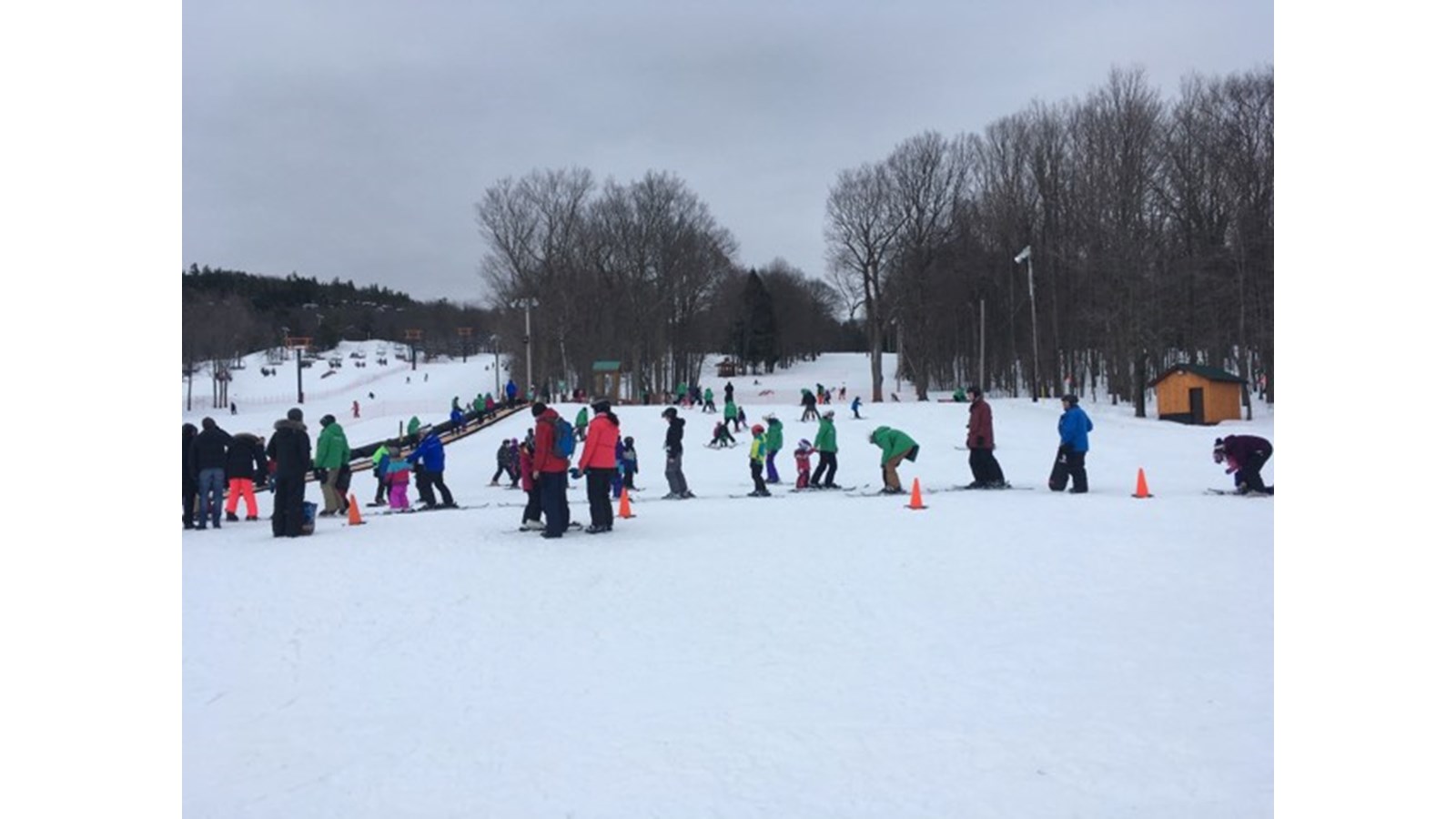Selon l'Association des stations de ski du Québec, près de 15 à 20 % des skieurs qui participent à Ma première fois en Amérique du Nord deviennent des skieurs pour la vie.