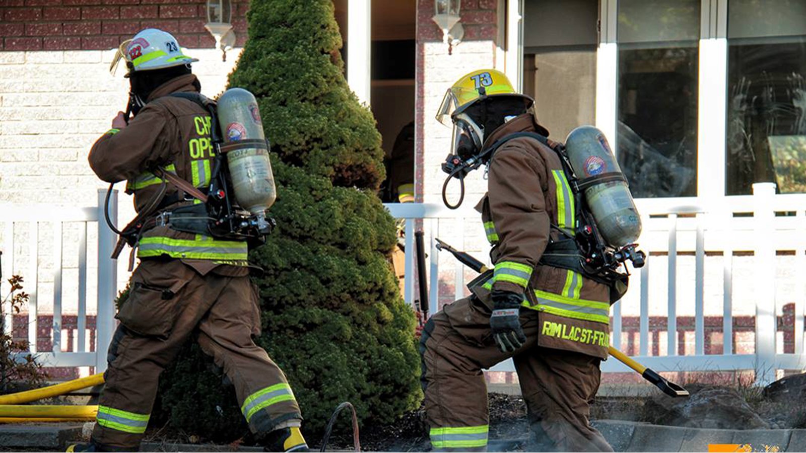 Feu de cuisinière: les pompiers permettent au couple impliqué de se dire oui je le veux comme prévu