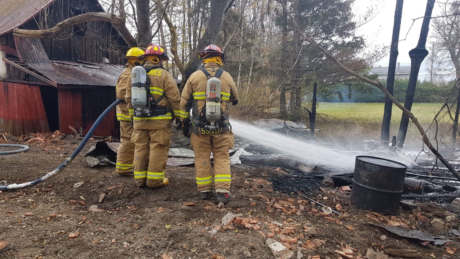 Un incendie détruit un cabanon à Les Cèdres