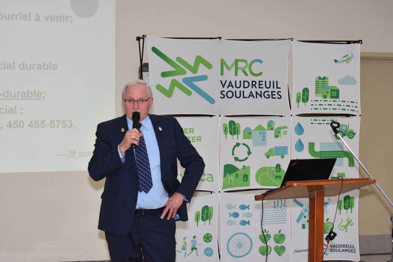 M. Raymond Larouche, président de la Table territoriale de développement social durable et maire de la municipalité des Cèdres.