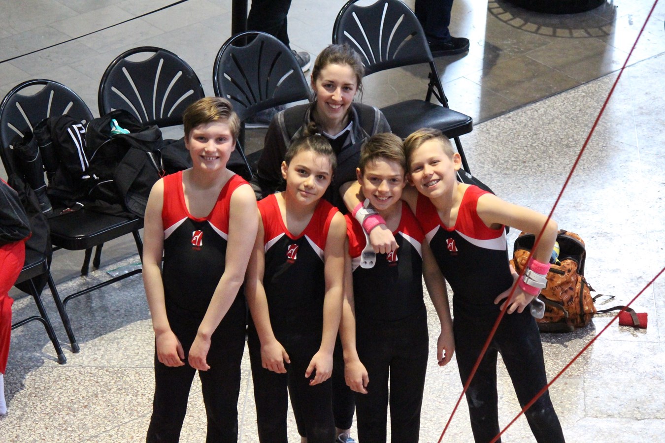 10 garçons du Club Gymini présents à La deuxième Coupe Québec