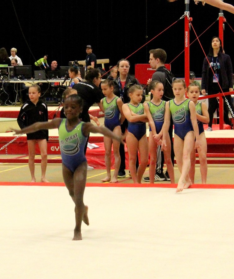 Gymnastique : 14 athlètes de la région en compétition à Chicoutimi