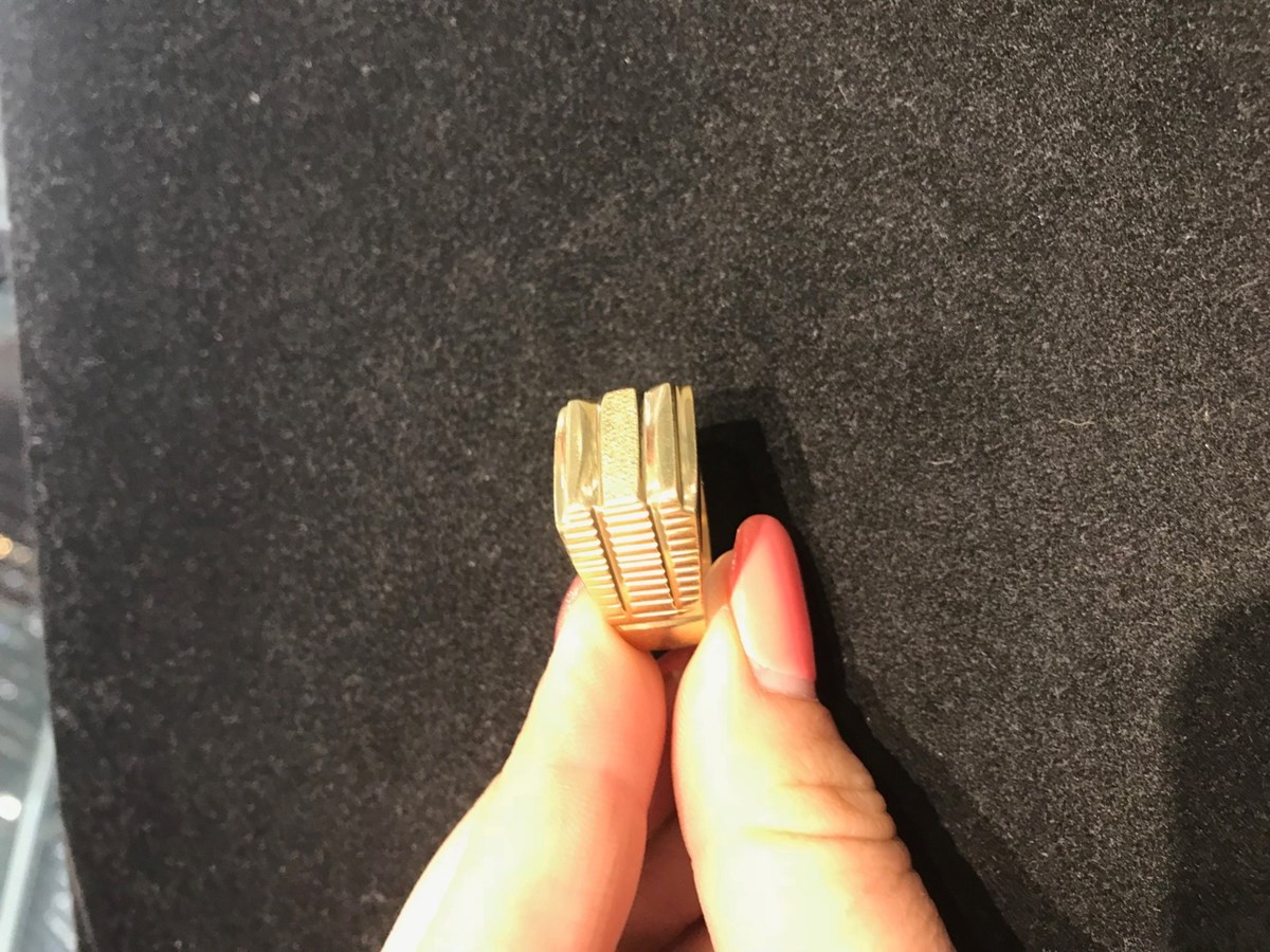 Vraie fraude, faux bijoux