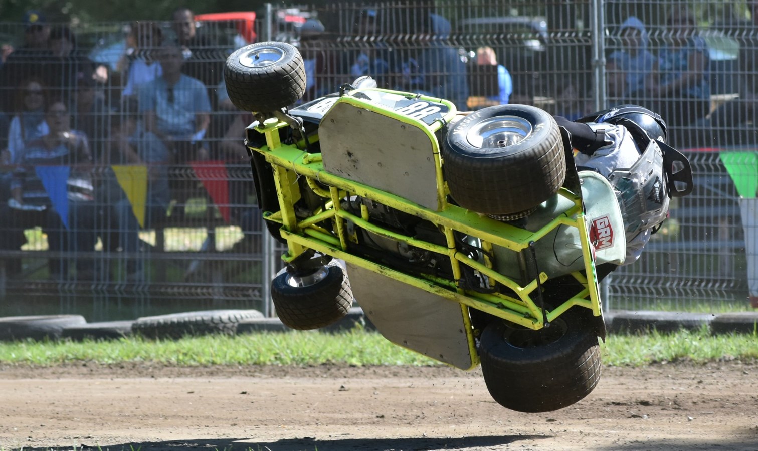 Le Grand prix de tracteurs à gazon de Saint-Zotique en met plein la vue à ses spectateurs
