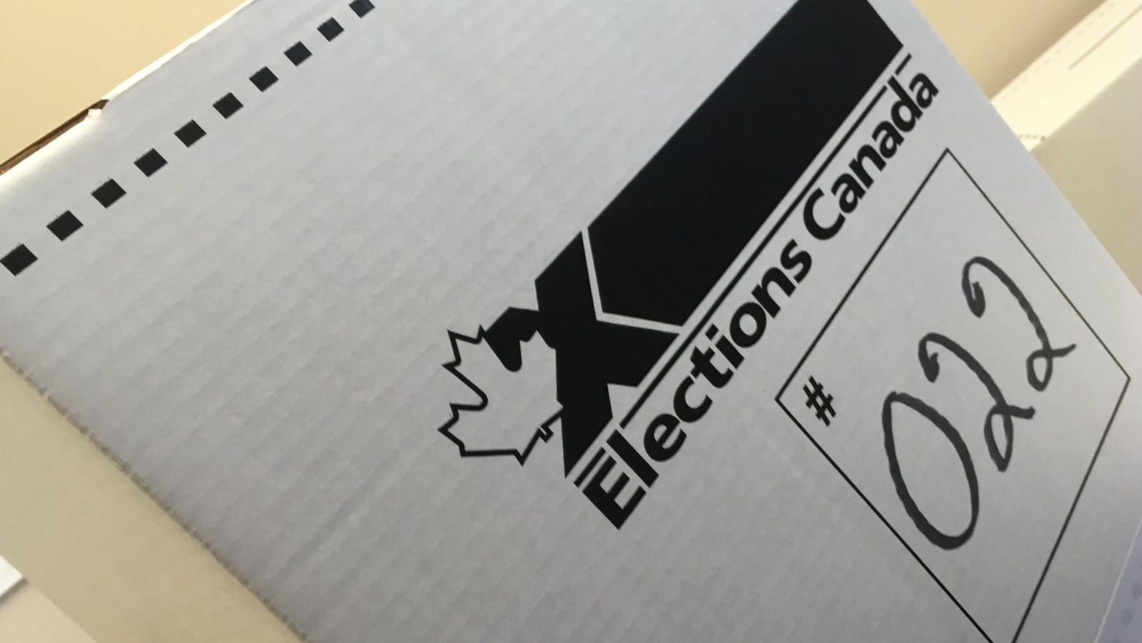 Les coulisses des élections fédérales 2019 expliquées par une directrice de scrutin