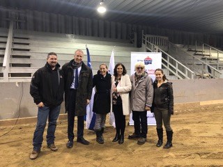 Le ministre Lamontagne rencontre les agriculteurs de la région