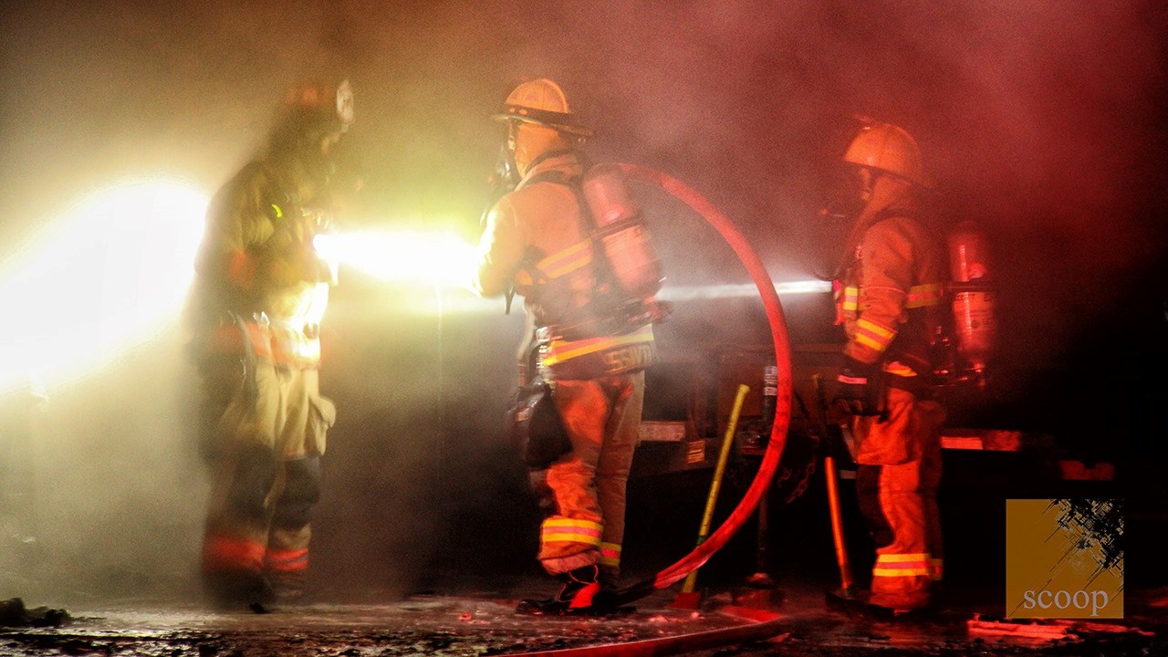 Un immeuble du boulevard de la Cité-des-Jeunes est la proie des flammes