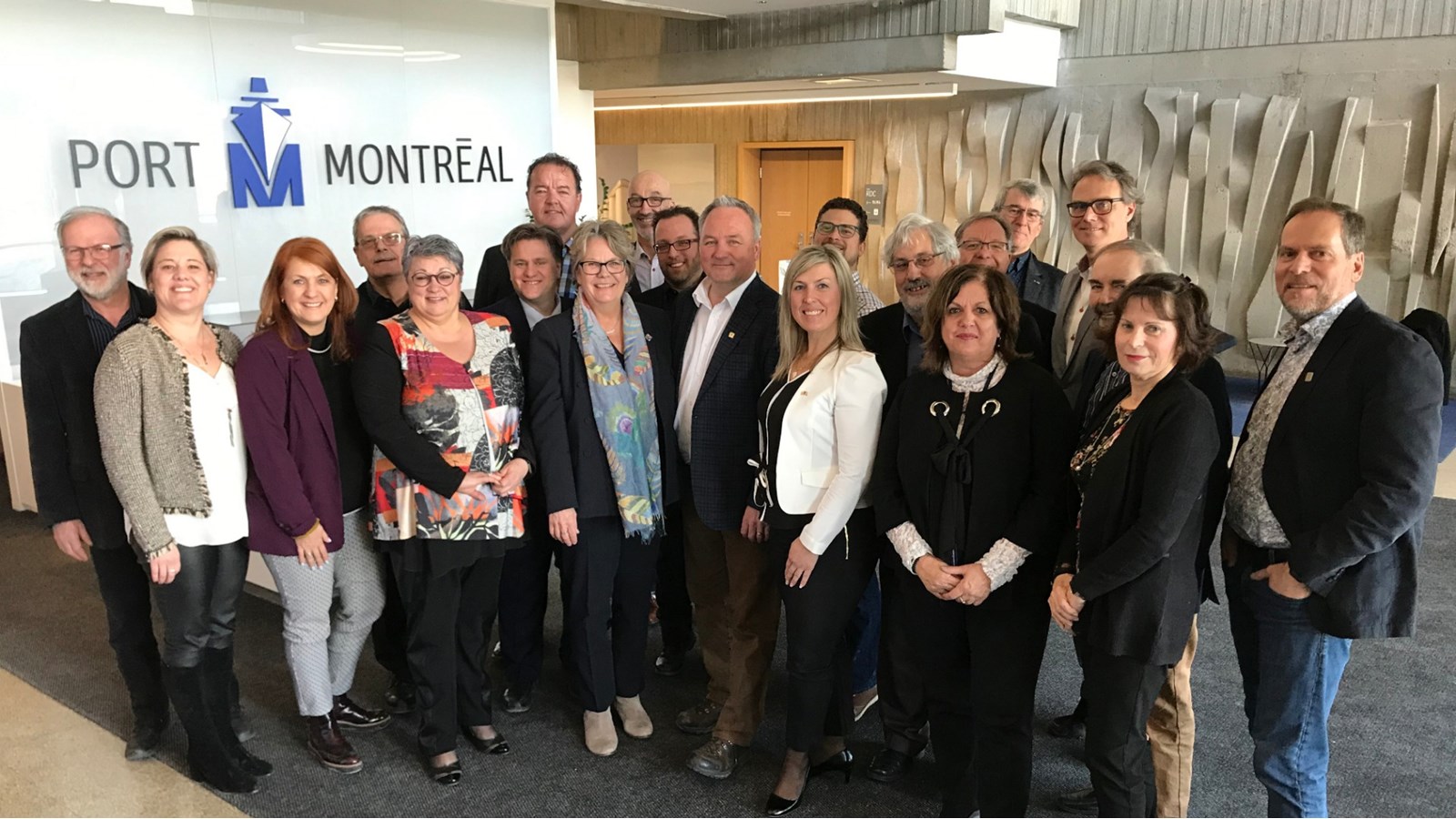 Les membres du Comité maritime de l’Union des municipalités du Québec lors de la rencontre du 8 mars dernier au Port de Montréal.