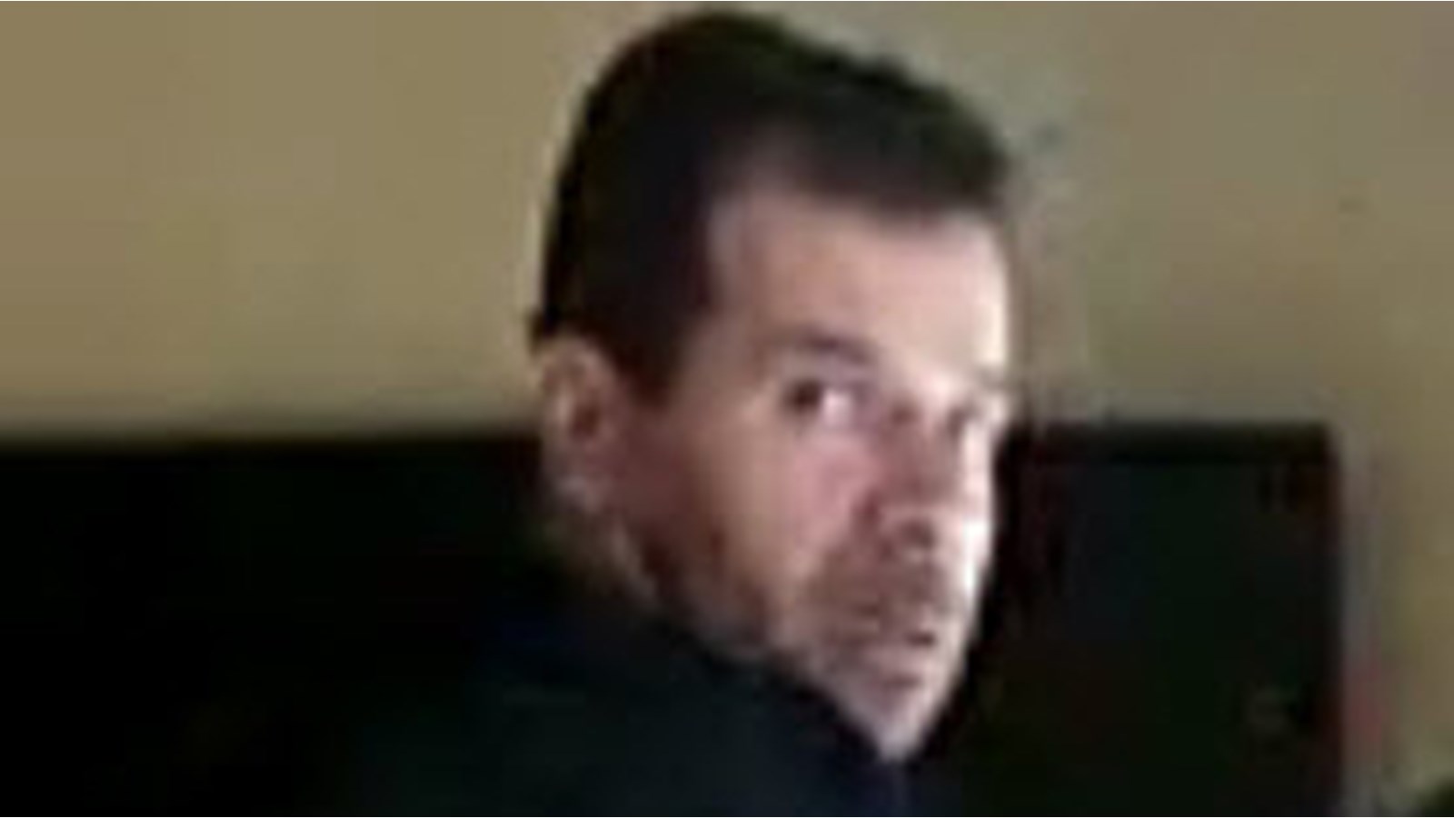 Deux suspects recherchés pour une introduction par effraction