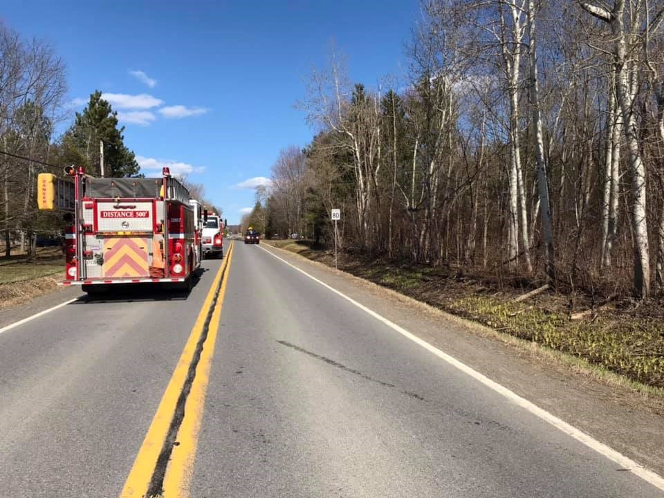 Feu de broussailles à Très-Saint-Rédempteur