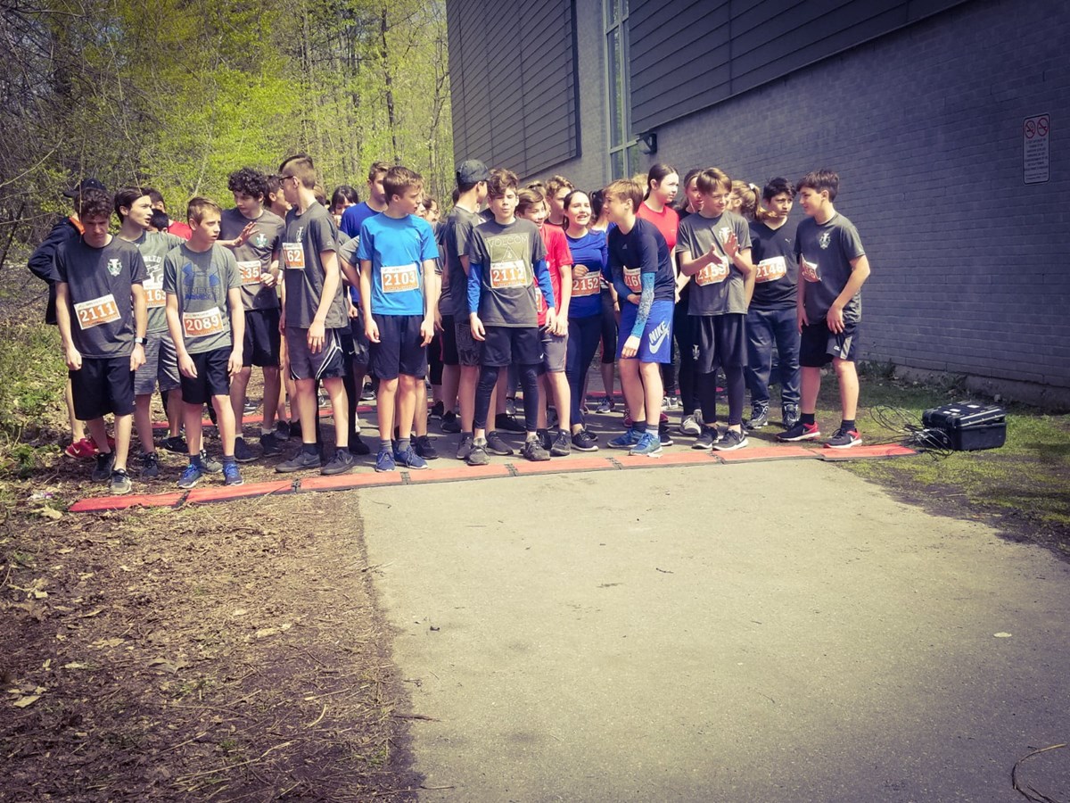 1 800 étudiants participent à la course à Pincourt