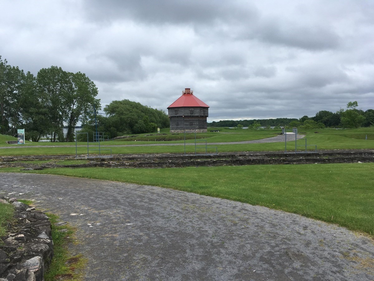 Le lieu historique national de Coteau-du-Lac célèbre la fête du Canada