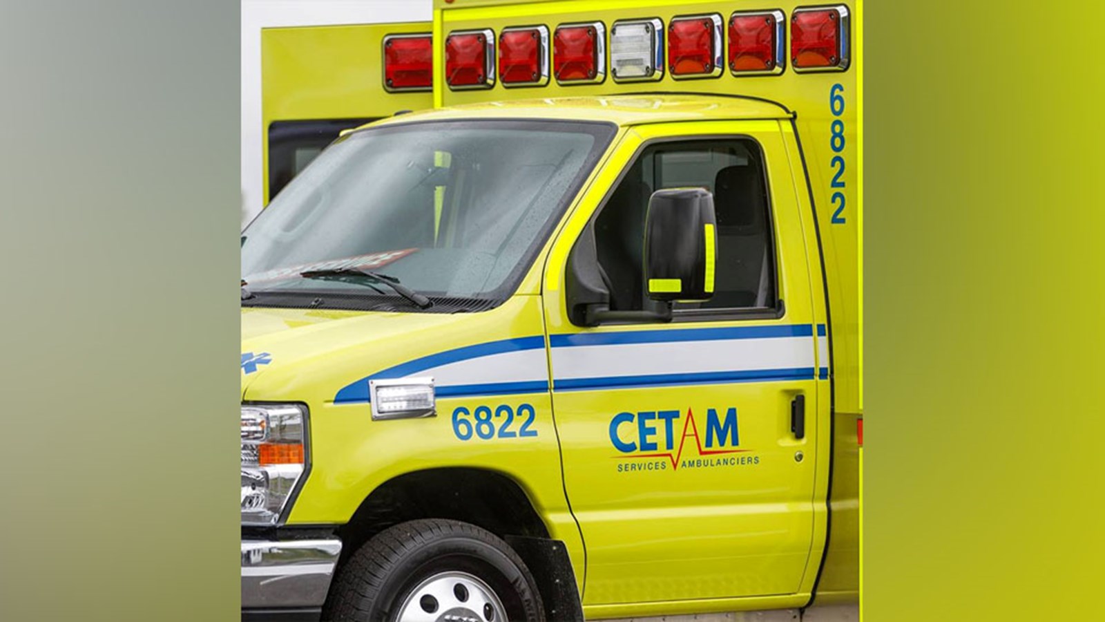 Un transport vers un centre hospitalier a été nécessaire afin de permettre au conducteur impliqué de soigner des blessures mineures. 