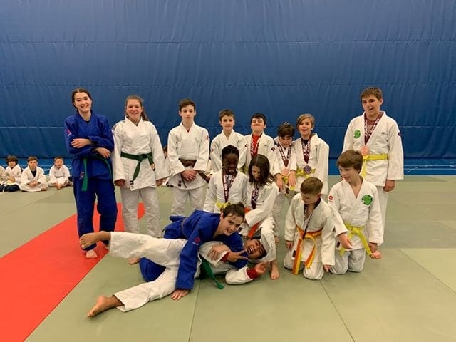 Les judokas du Club de judo du Centre Multisports remportent 10 médailles