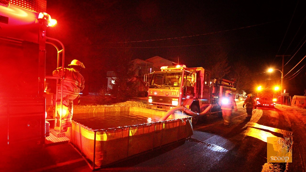 Incendie à Saint-Polycarpe : un bâtiment est lourdement endommagé