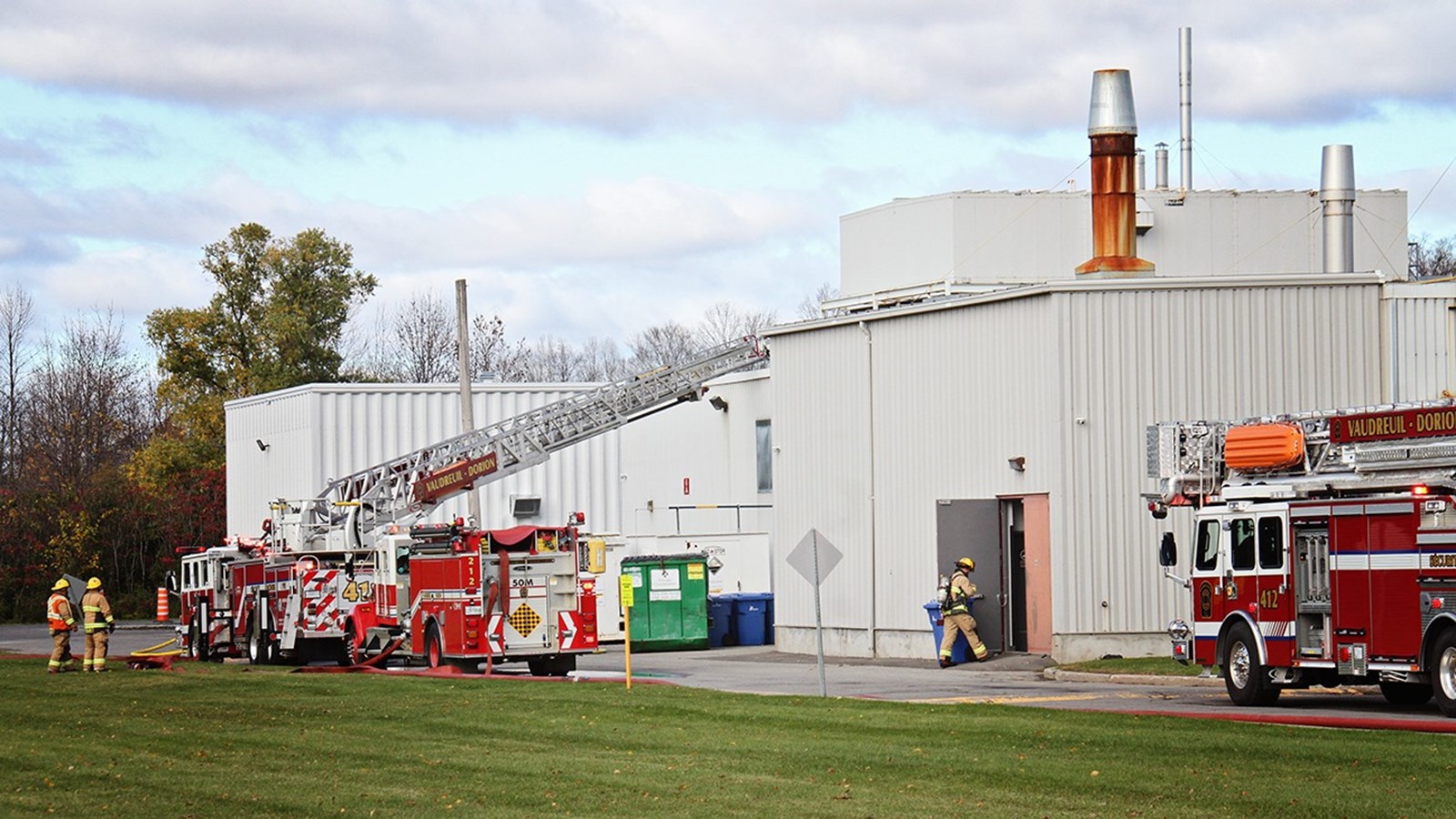 Intervention en cours des pompiers de Vaudreuil-Dorion sur Dumberry