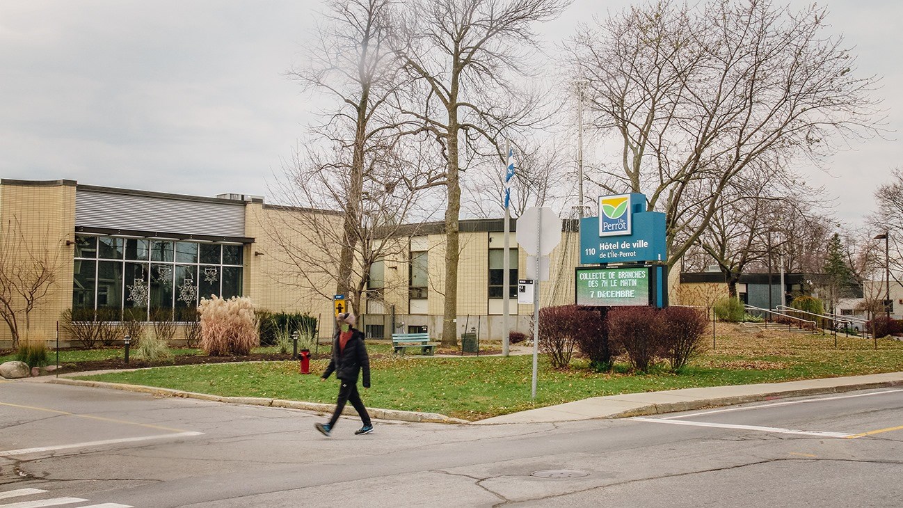 Réorganisation municipale: la Ville de L'Île-Perrot répond au syndicat