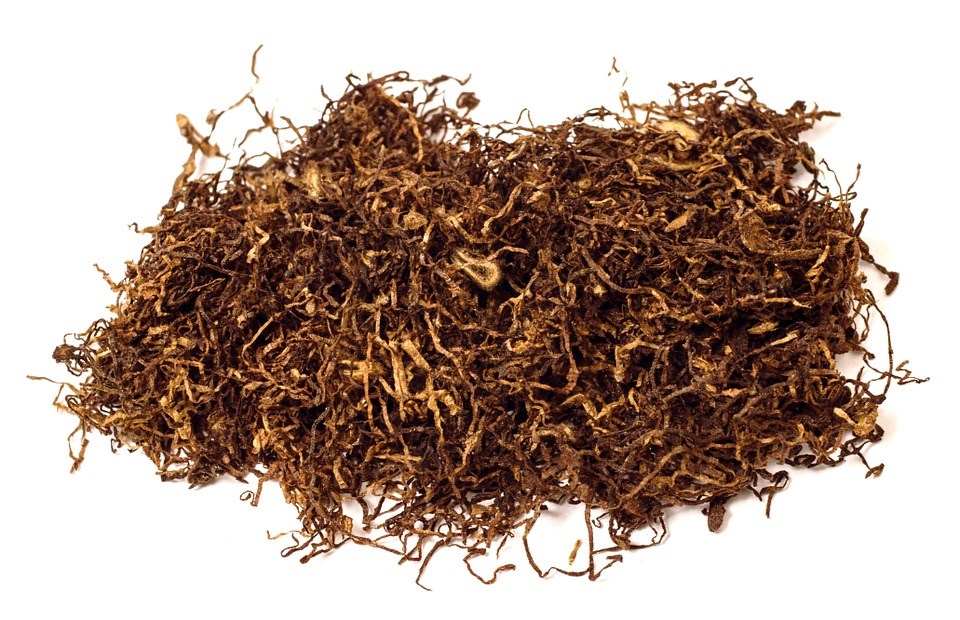 Tabac de contrebande et armes prohibées sont saisis à Rivière-Beaudette