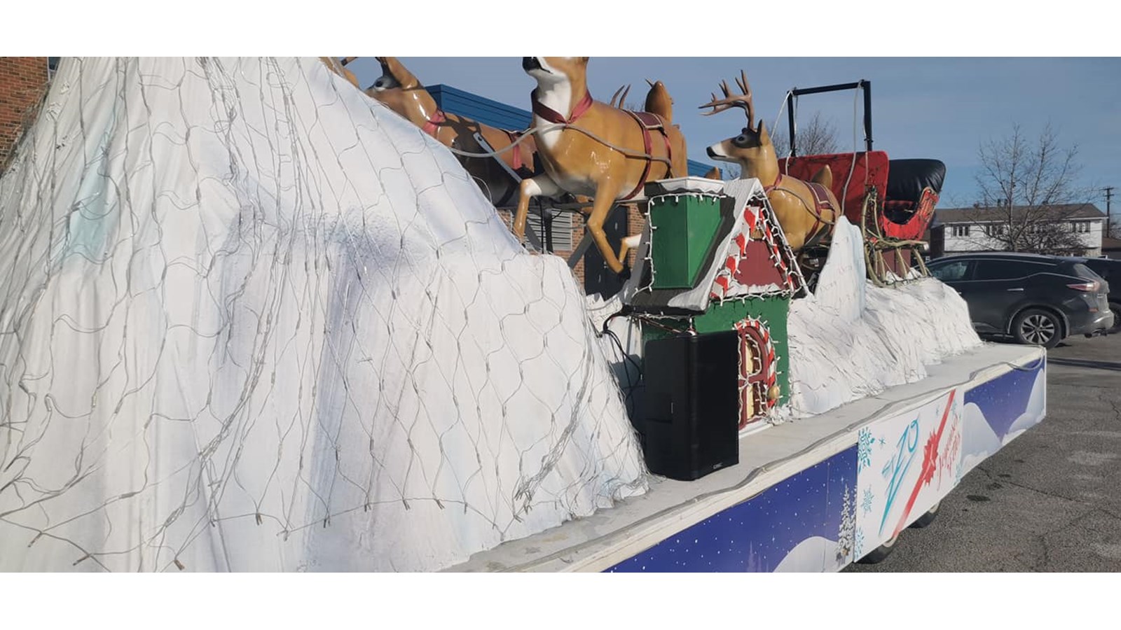 Plaisir et sourires au rendez-vous lors du défilé de Noël de Saint-Zotique
