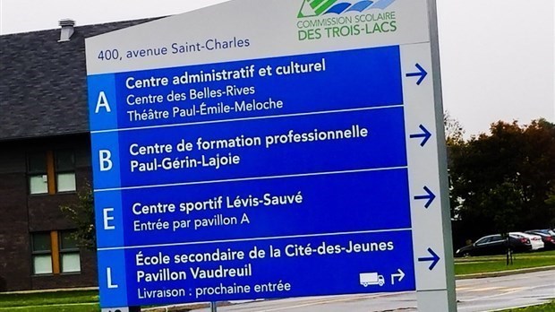 « Alors que dans certains pays ils se battent pour la démocratie, nous, on l’a, et on va la faire taire. » - Francine St-Denis
