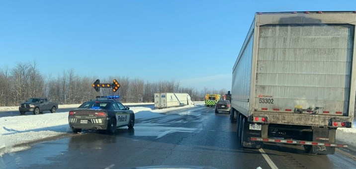 Sortie de route sur la 40 est à Vaudreuil-Dorion