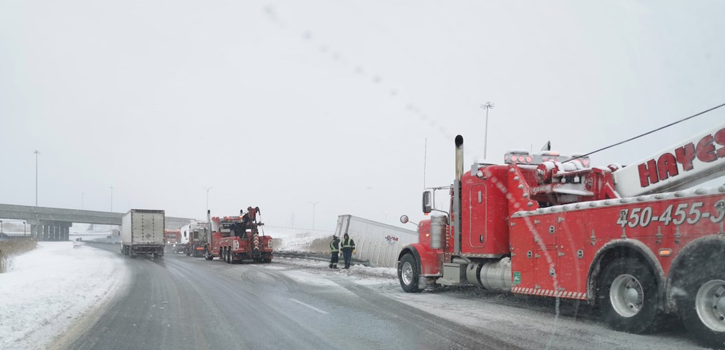 Sortie de route sur l'autoroute 20 Est à Vaudreuil-Dorion