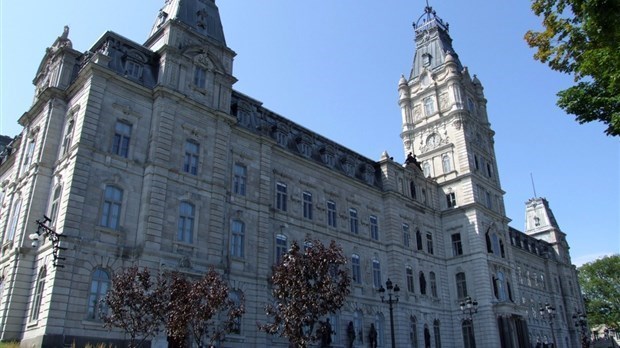 La session parlementaire suspendue jusqu’au 5 mai à l’Assemblée nationale