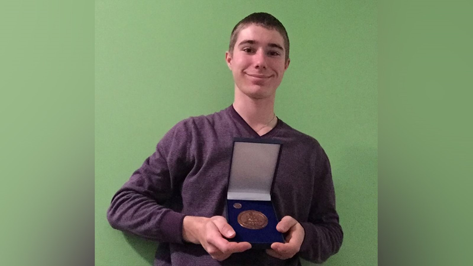 Vincent Lachance  de Les Cèdres est l'un des récipiendaires de la Médaille du lieutenant-gouverneur pour la jeunesse. 