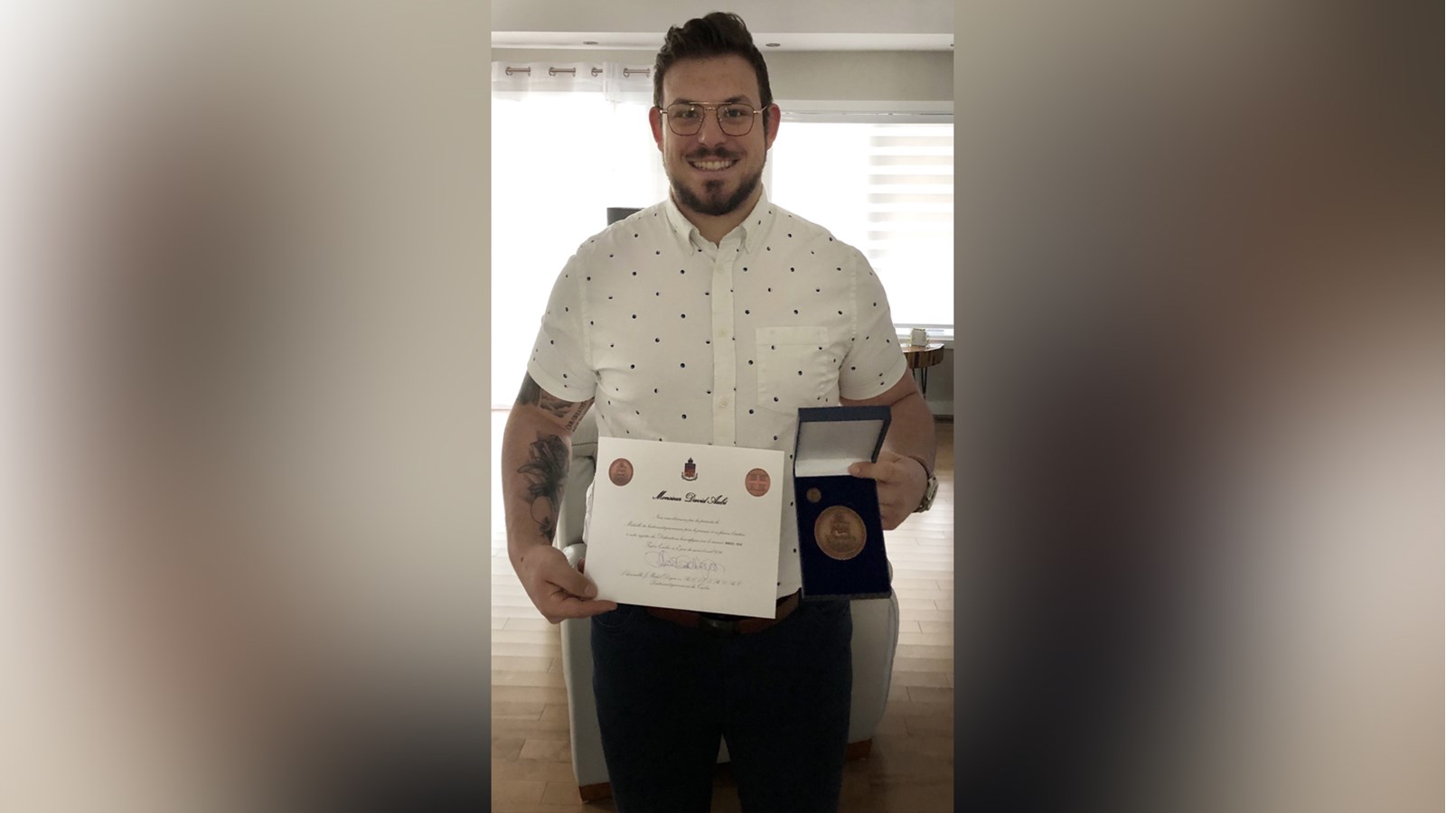 Quant aux Médailles du lieutenant-gouverneur du Québec, qui mettent en lumière des étudiants hautement impliqués et ayant obtenu la plus haute évaluation combinée de leur engagement parascolaire et de leur performance scolaire, elles ont été décernées à Chloé Filiatrault et David Aubé