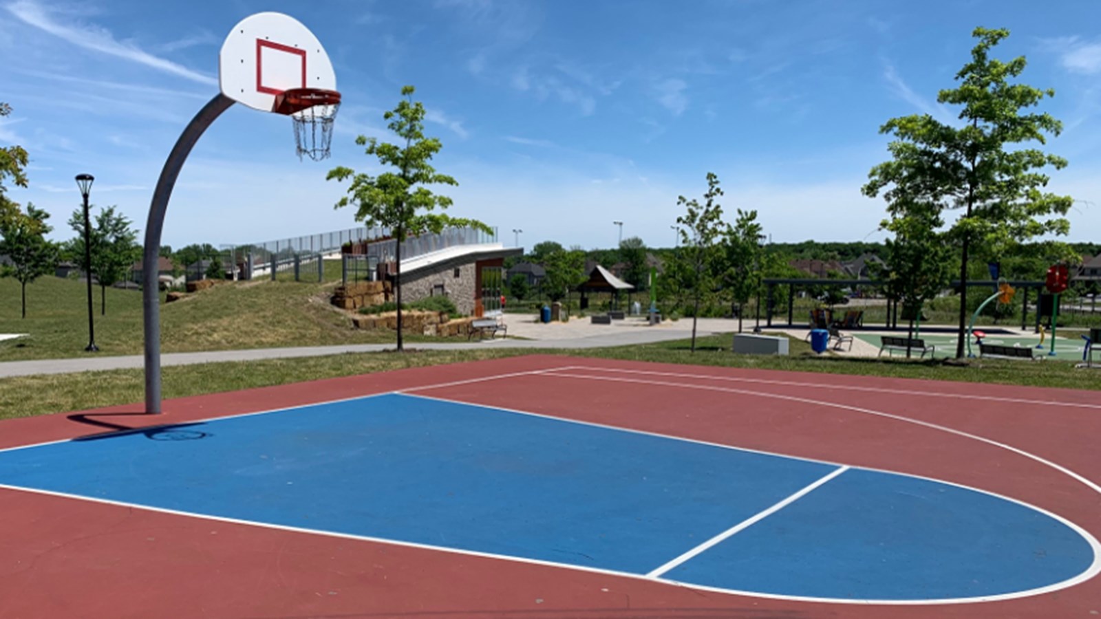 Les plateaux sportifs de Notre-Dame-de-l'Île-Perrot sont accessibles