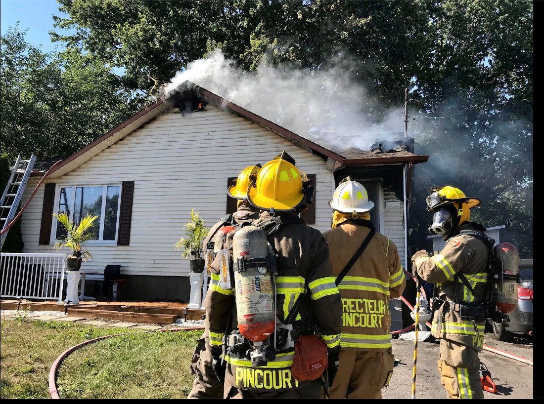Une maison est détruite par les flammes à Pincourt