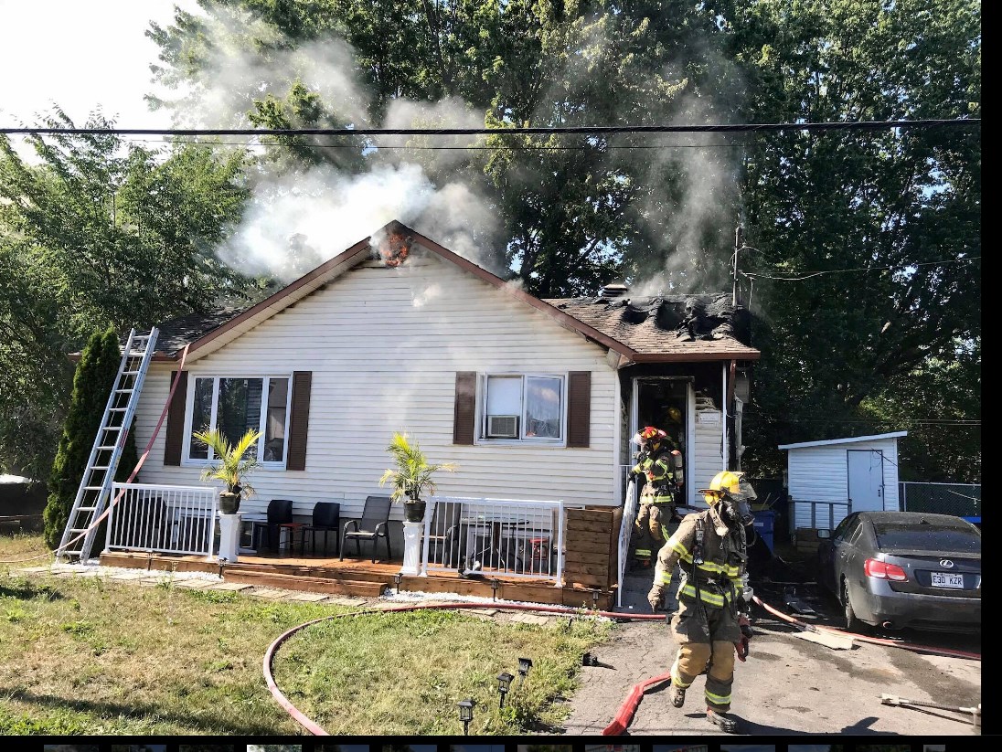 Une maison est détruite par les flammes à Pincourt