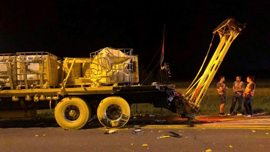 De la peinture en quantité importante sur l’autoroute 20 hier soir