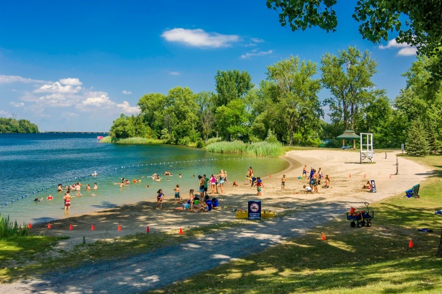 La plage de Salaberry-de-Valleyfield accessible aux Cèdreaux
