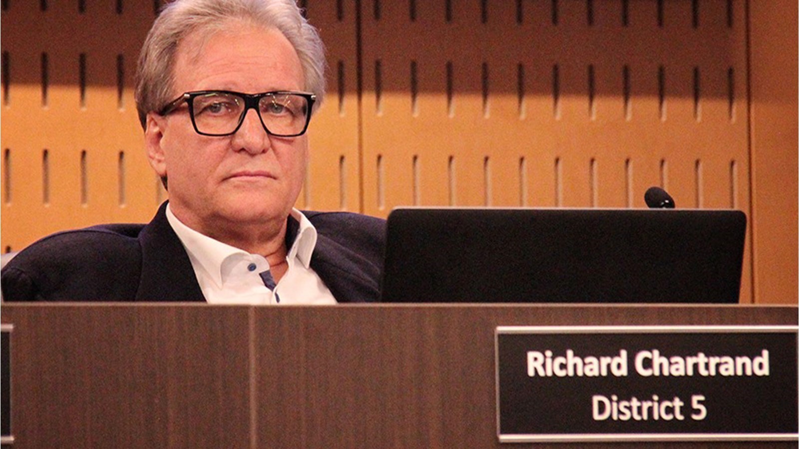 Cinq conseillers municipaux de Saint-Lazare convient les citoyens à une assemblée spéciale