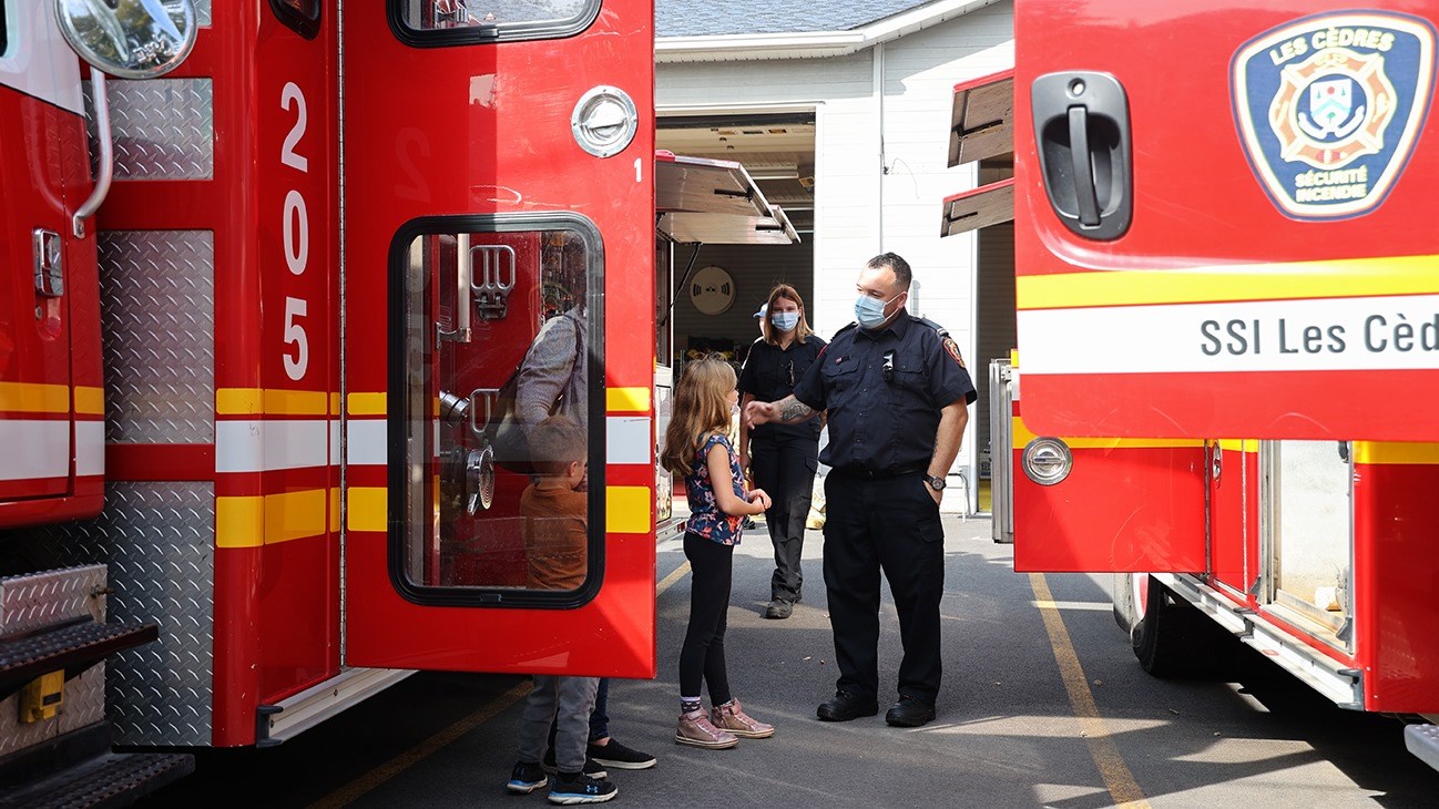 Petits et grands ont pu rencontrer les pompiers de Les Cèdres ce samedi