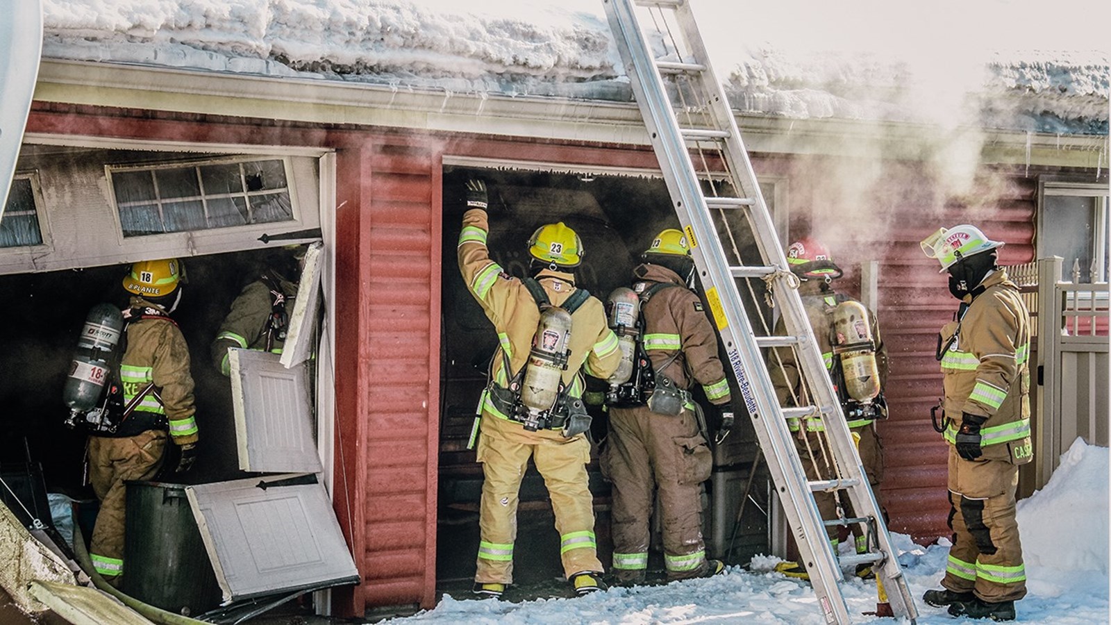 Incendie dans un garage à Rivière-Beaudette