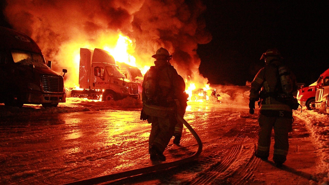 Un violent incendie cause d'importants dommages à Coteau-du-Lac