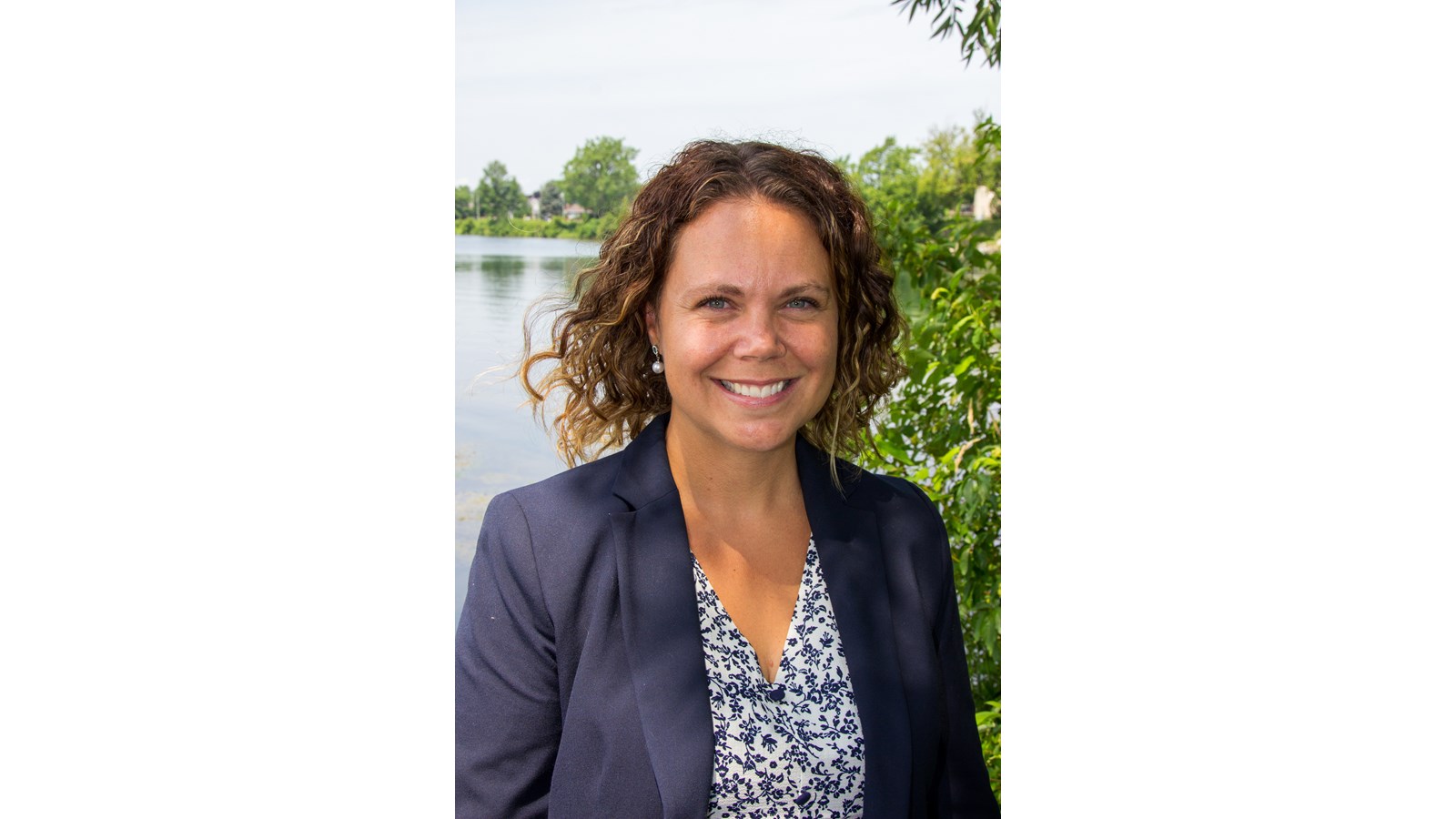 Julie Paradis, candidate dans le district 5