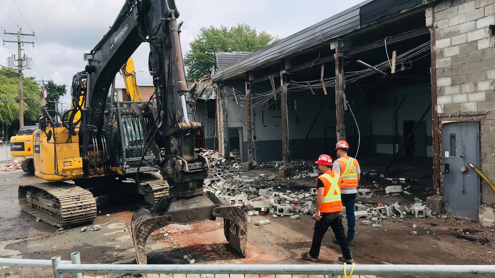 Démolition de l'ancienne caserne incendie de Vaudreuil-Dorion